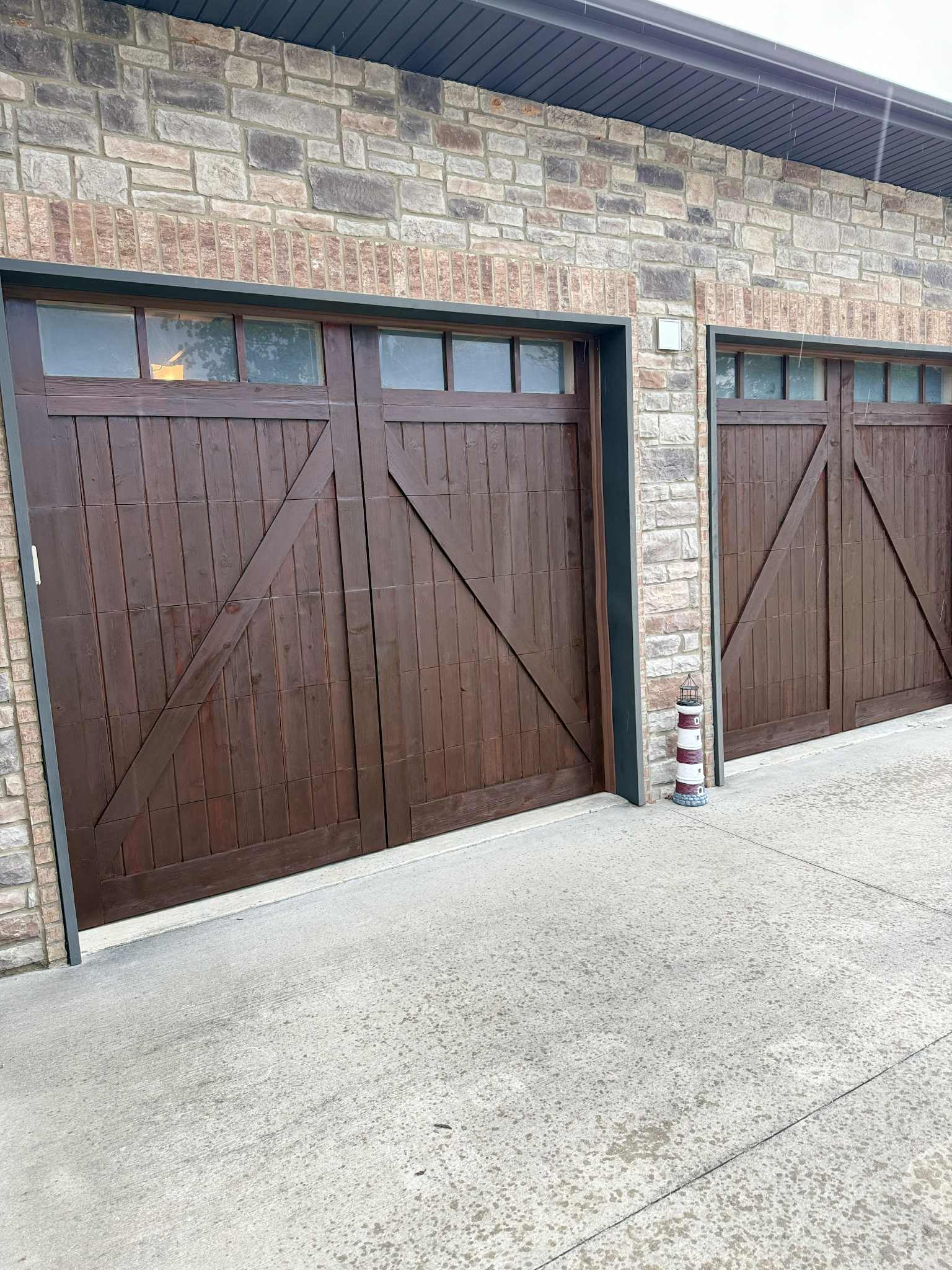 House painter working in Lakewood, Colorado